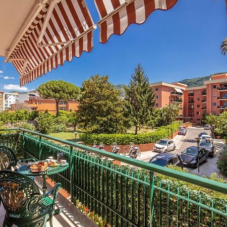 Domus Vittoria - The Luxury Quintessence Apartment Sorrento Bagian luar foto