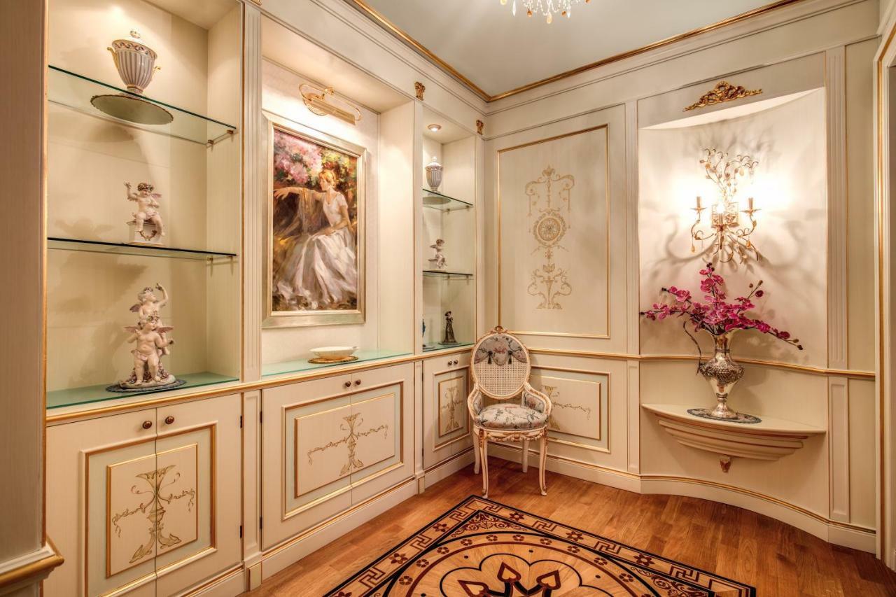 Domus Vittoria - The Luxury Quintessence Apartment Sorrento Bagian luar foto