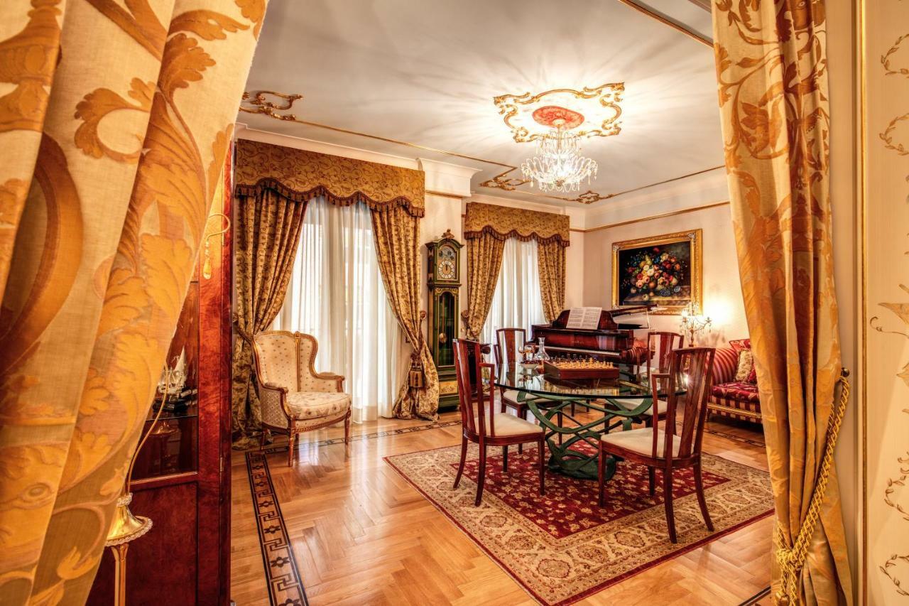Domus Vittoria - The Luxury Quintessence Apartment Sorrento Bagian luar foto